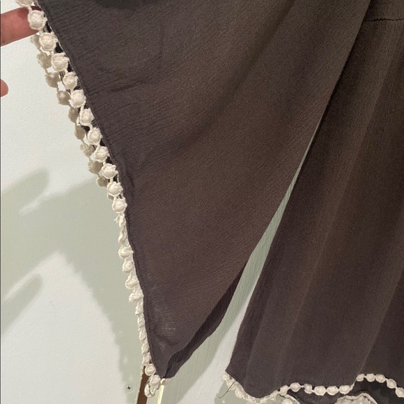 Boho Crochet Embellished Olive/Cream Top, M - Picture 4 of 5